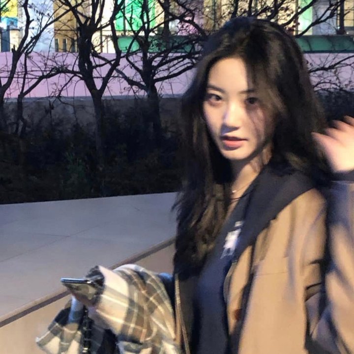 扭秧歌的春天 在线观看封面
