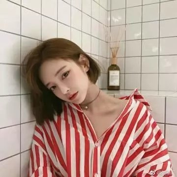被称为爸爸的女人 在线观看封面